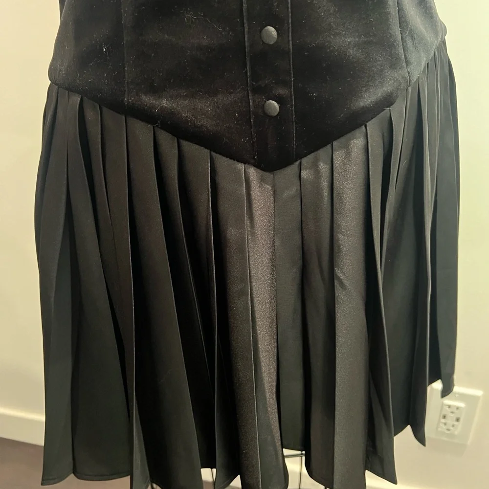 Echo Black Velvet Off-shoulder Pleated Mini Dress - Picture 6 of 10